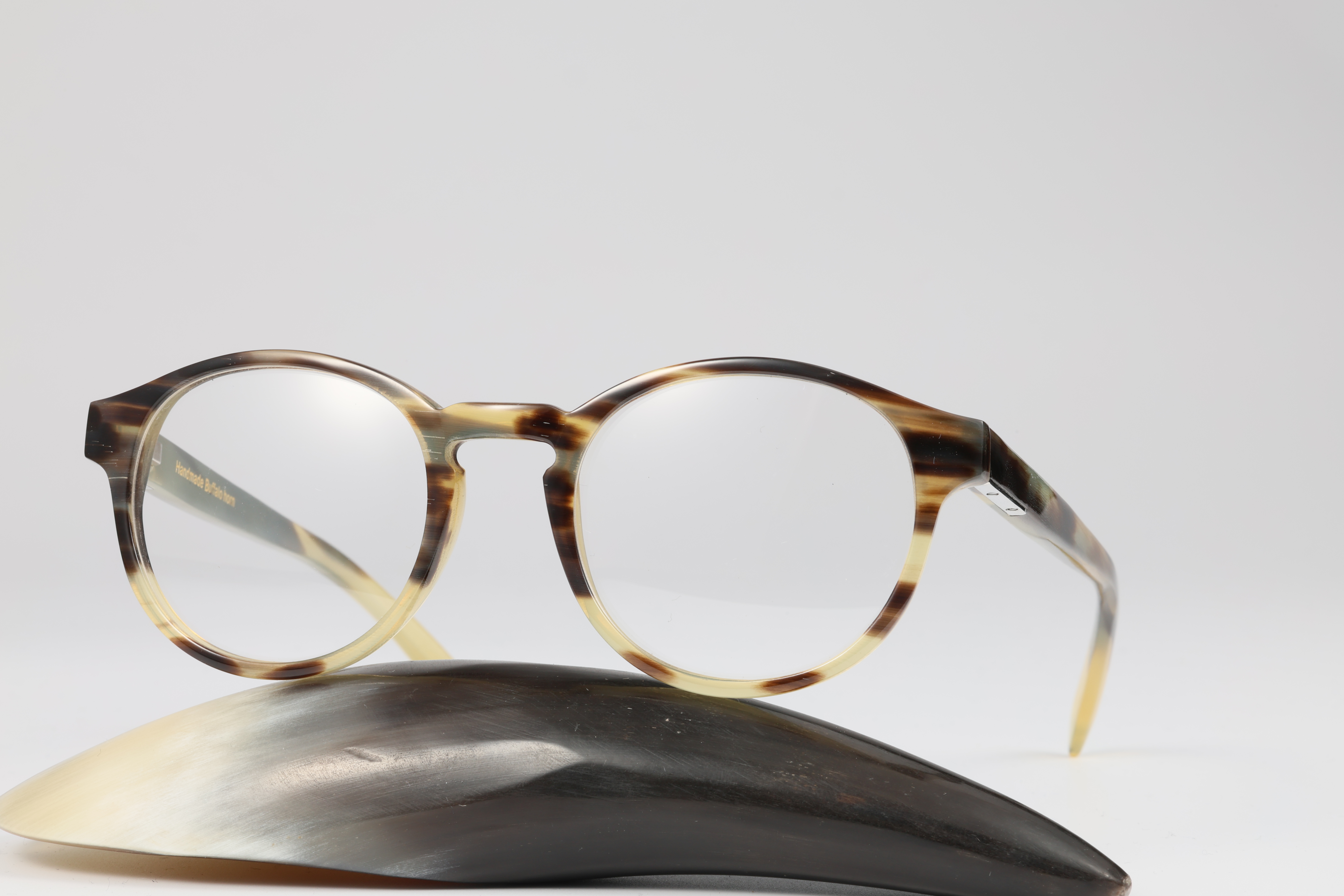 Buffalo Horn Eyewear：The beauty of Nature