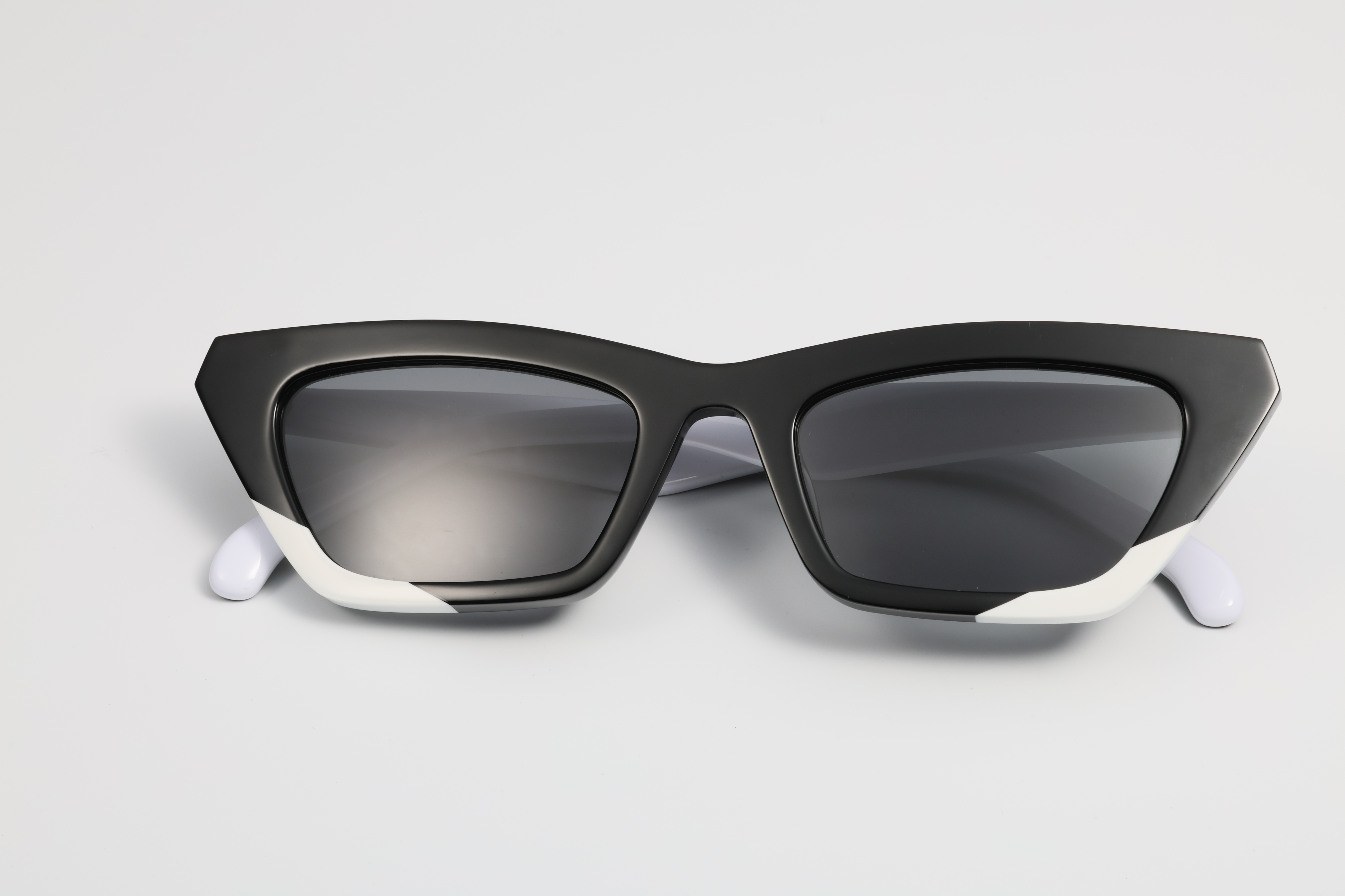 The Growing Popularity of Acetate Sunglasses: A Deep Dive into the Material