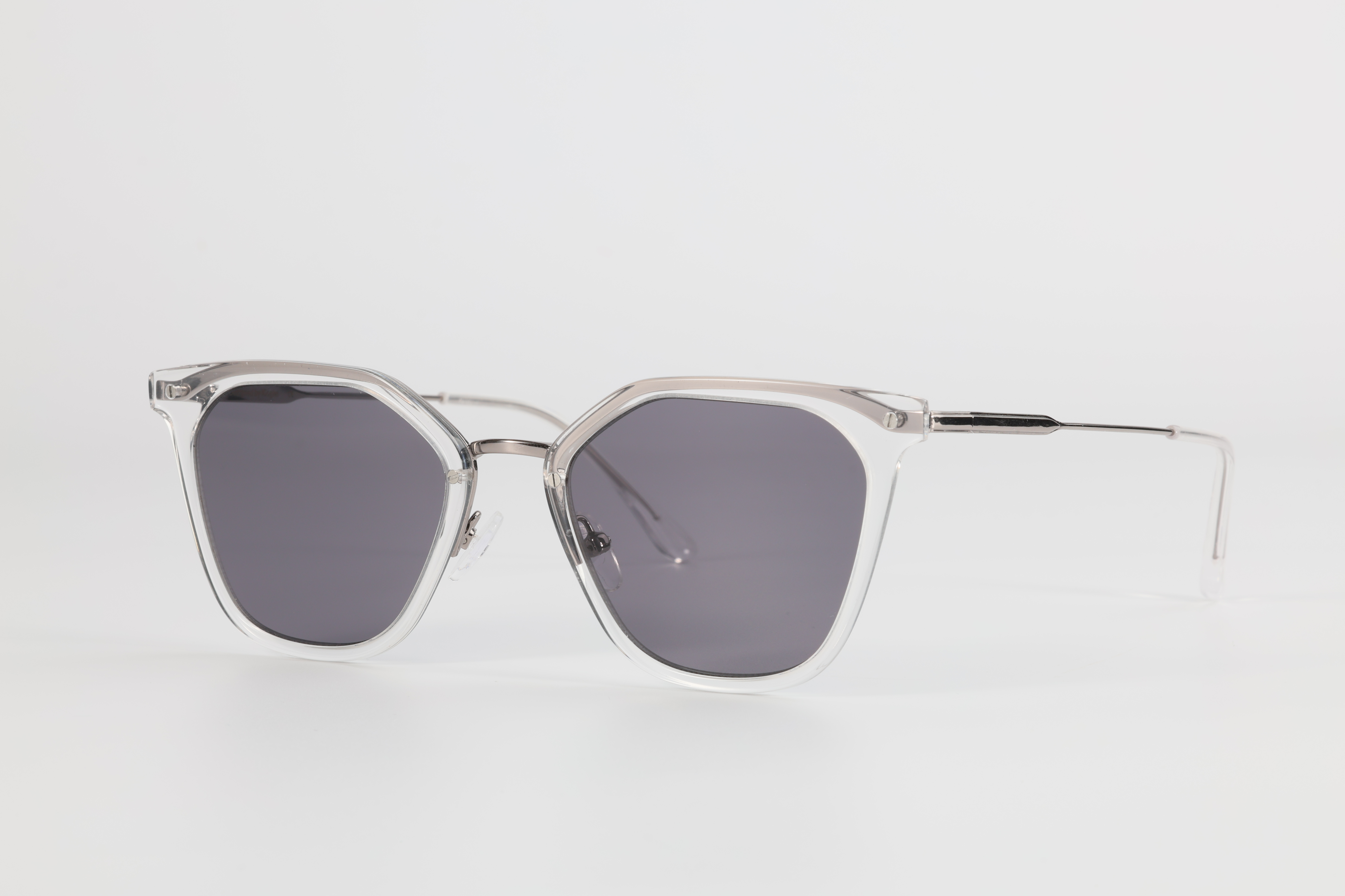 Polarized Sunglasses: The Ultimate Protection for Your Eyes