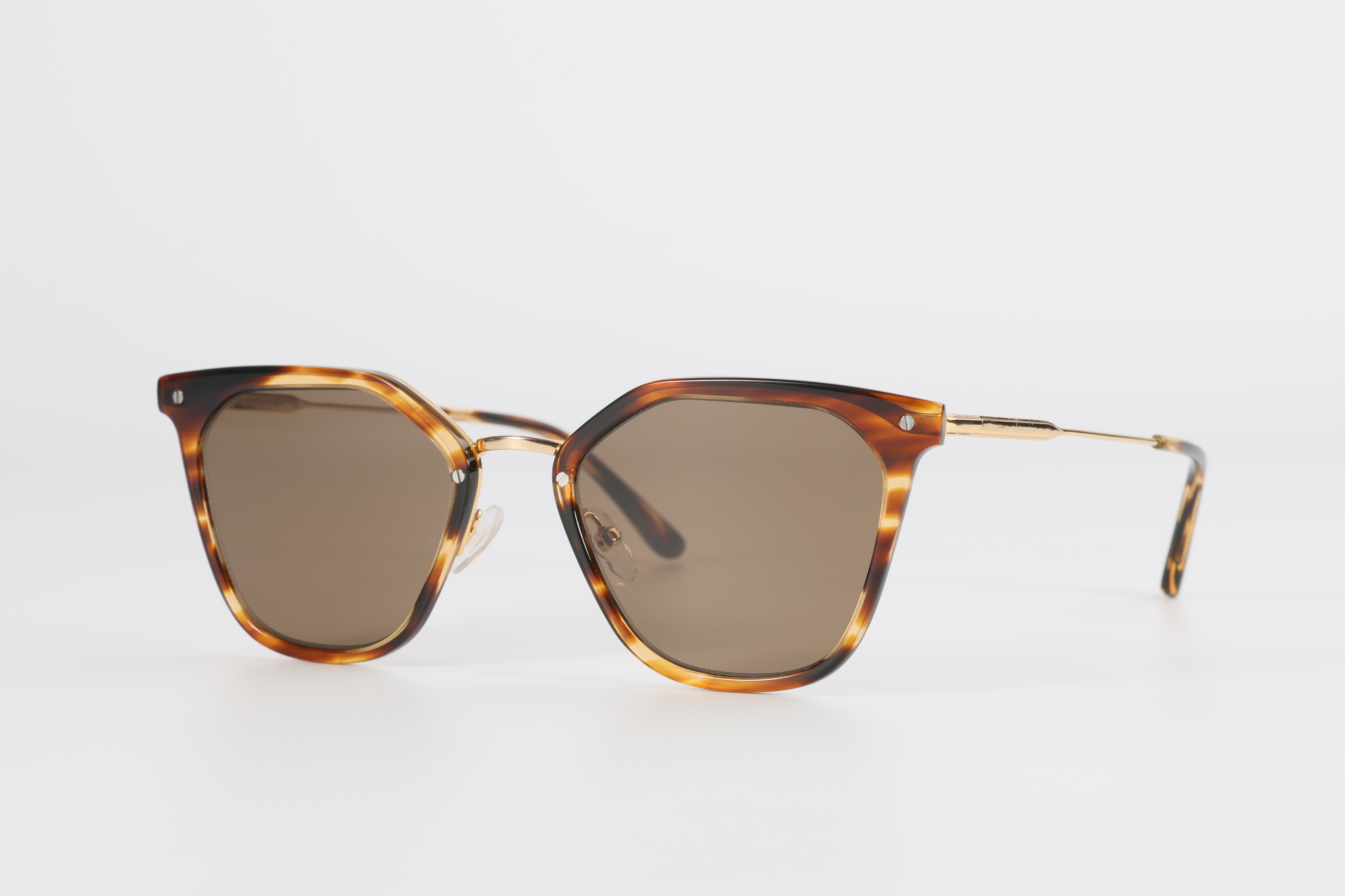 Proper Care and Maintenance for Your Glasses: Ensuring Longevity and Clarity